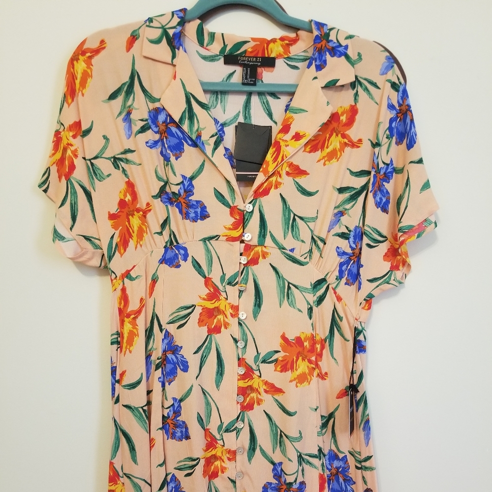 Floral Hawaiian dress